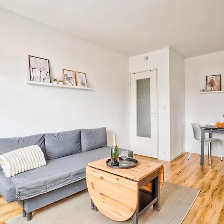 Classe 2 Etoiles A - Proche Et Centre-ville *