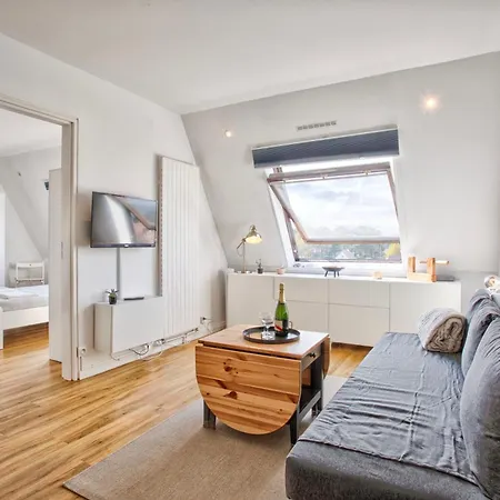 Classe 2 Etoiles A - Proche Et Centre-ville Apartament Cabourg