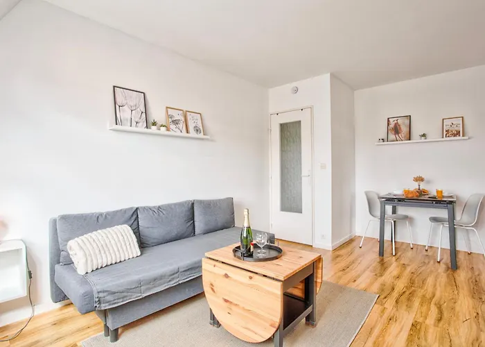 Classe 2 Etoiles A - Proche Et Centre-ville *